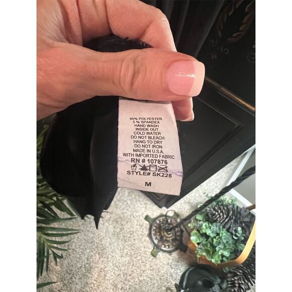 Sun Kim/Comfy  Women's Black Maxi skirt M Long Button Detail - Picture 4 of 4